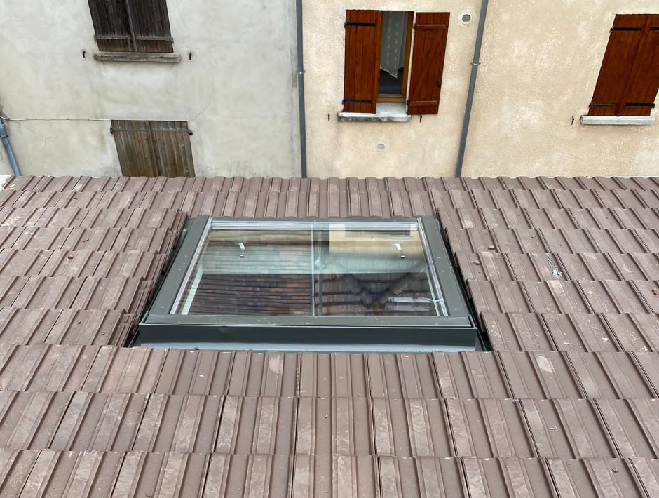 Pose de velux à Bourg-la-Reine (92340) Pose de velux à Bourg-la-Reine (92340)